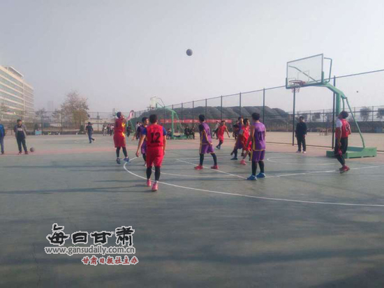 http://pic.gansudaily.com.cn/003/000/756/00300075639_66b04676.jpg