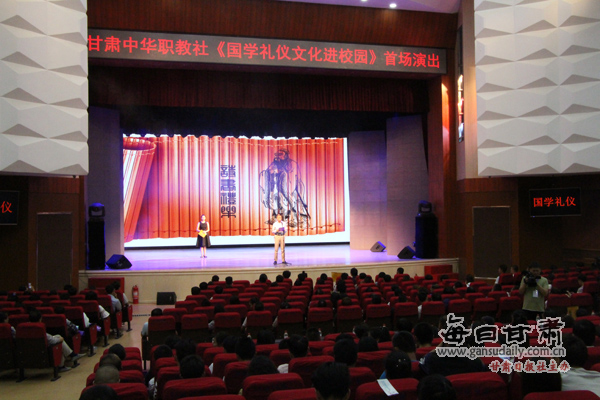 http://pic.gansudaily.com.cn/003/000/903/00300090321_08439a48.jpg