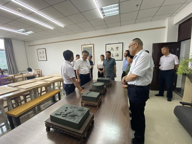 【民族团结 进步创建】安宁区委主要负责同志调研全区民族团结进步创建工作