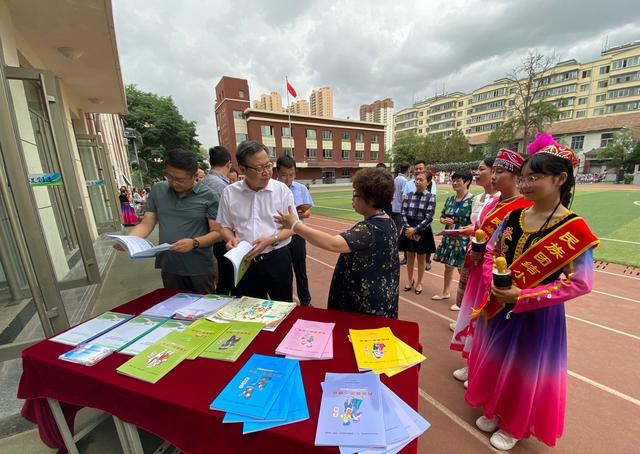 【民族团结 进步创建】安宁区委主要负责同志调研全区民族团结进步创建工作
