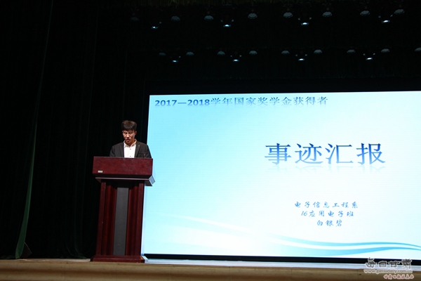 http://pic.gansudaily.com.cn/003/002/573/00300257367_d116de74.jpg