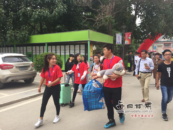 http://pic.gansudaily.com.cn/003/001/235/00300123525_0a94319f.jpg