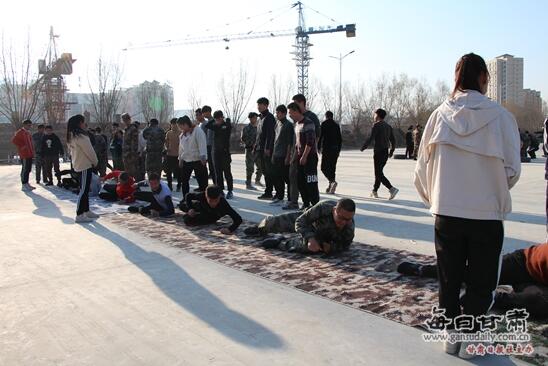 http://pic.gansudaily.com.cn/003/002/598/00300259824_41aedcf4.jpg